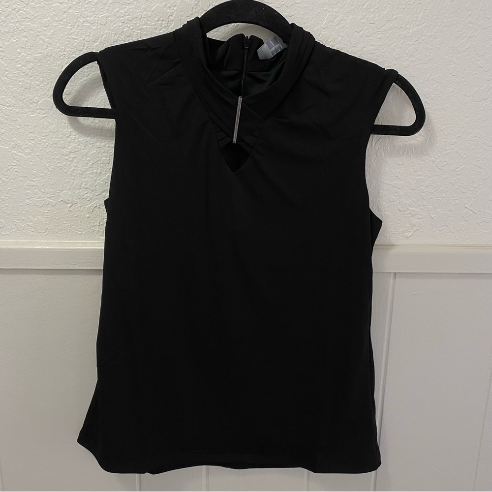 🌟NWT🌟 Tahari Black sleeveless blouse
